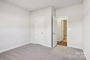 1265 30th St Ln NE, Conover, NC 28613 - Photo 9