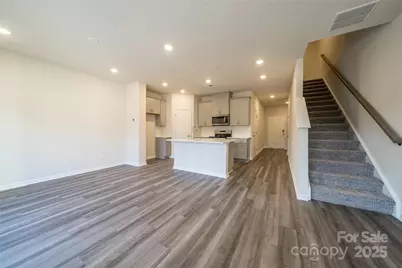 8012 Hidden Springs Trail, Charlotte, NC 28216 - Photo 5