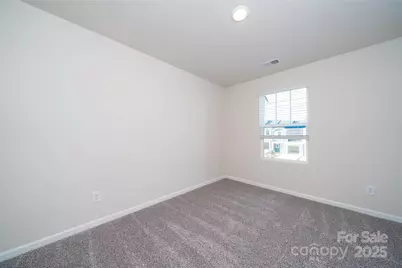 8012 Hidden Springs Trail, Charlotte, NC 28216 - Photo 15