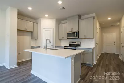 8016 Hidden Springs Trail, Charlotte, NC 28216 - Photo 5