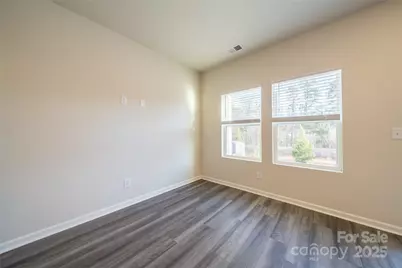 8016 Hidden Springs Trail, Charlotte, NC 28216 - Photo 7