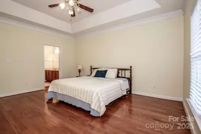 8320 Highland Glen Drive, Charlotte, NC 28269 - Photo 21