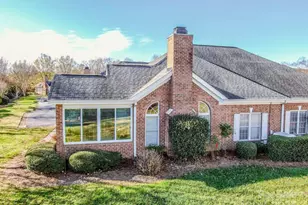 8320 Highland Glen Dr, Charlotte, NC 28269 - Photo 7