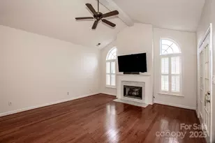 8320 Highland Glen Dr, Charlotte, NC 28269 - Photo 9