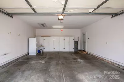 8320 Highland Glen Drive, Charlotte, NC 28269 - Photo 33