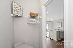 1018 Catalyst Blvd, Charlotte, NC 28262 - Photo 9