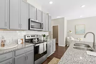 1018 Catalyst Blvd, Charlotte, NC 28262 - Photo 5