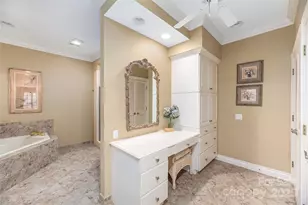 42 Tiverton Ln, Asheville, NC 28803 - Photo 19