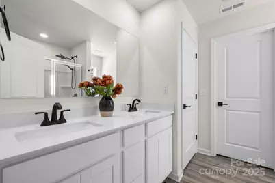 5201 Duck Lane, Catawba, NC 28609 - Photo 15