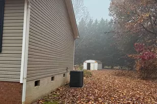 155 Brookview Rd, Statesville, NC 28625 - Photo 7