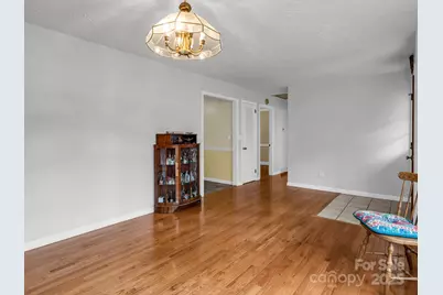 136 Old Tanglewood Trail, Hendersonville, NC 28739 - Photo 5