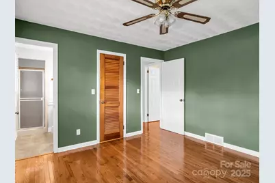 136 Old Tanglewood Trail, Hendersonville, NC 28739 - Photo 19