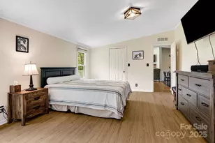 37 Bittersweet Dr, Hendersonville, NC 28792 - Photo 7