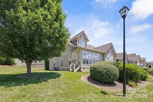 58 Burlington Ln, Fletcher, NC 28732 - Photo 1