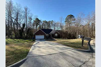 1436 20th Avenue Place NE, Hickory, NC 28601 - Photo 1