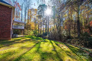 1436 20th Ave Pl NE, Hickory, NC 28601 - Photo 5