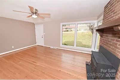 648 7th Avenue SE, Hickory, NC 28602 - Photo 13