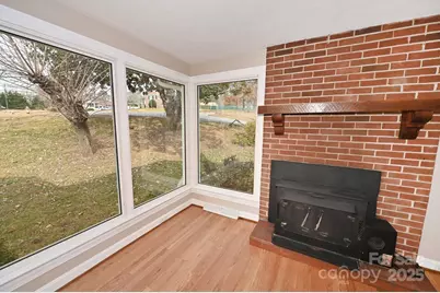 648 7th Avenue SE, Hickory, NC 28602 - Photo 5