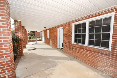 648 7th Avenue SE, Hickory, NC 28602 - Photo 33