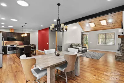 102 Wolf Shoals Drive, Hendersonville, NC 28739 - Photo 7