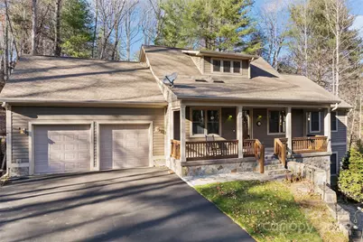 102 Wolf Shoals Drive, Hendersonville, NC 28739 - Photo 1