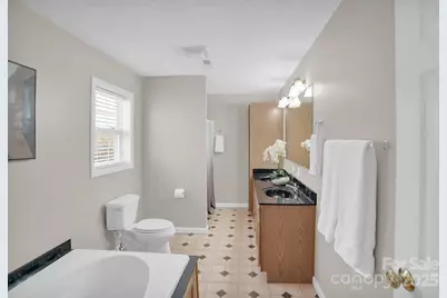 10425 Idlewild Road, Matthews, NC 28105 - Photo 13