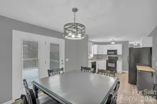 10425 Idlewild Rd, Matthews, NC 28105 - Photo 7