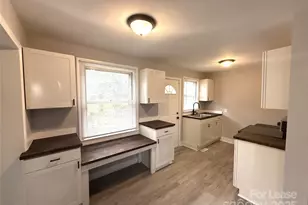 1142 Mona Dr, Charlotte, NC 28206 - Photo 5