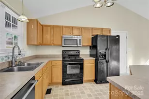 391 Brook Glen Dr, Mooresville, NC 28115 - Photo 9