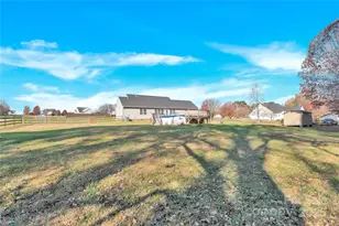 391 Brook Glen Dr, Mooresville, NC 28115 - Photo 23