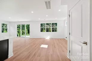 620 Mercury Dr, Tega Cay, SC 29708 - Photo 3