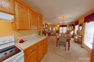 111 8th St, York, SC 29745 - Photo 9