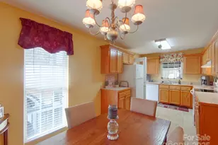 111 8th St, York, SC 29745 - Photo 7