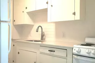 2114 Brandon Cir, Charlotte, NC 28211 - Photo 3