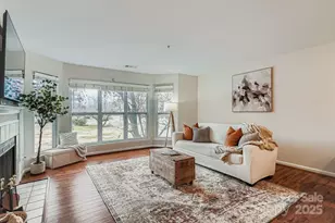 529 N Graham St, Charlotte, NC 28202 - Photo 3