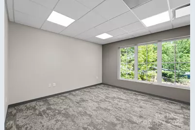 17015 Kenton Drive #200, Cornelius, NC 28031 - Photo 9