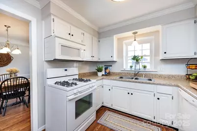 1708 Roxborough Road #H, Charlotte, NC 28211 - Photo 11