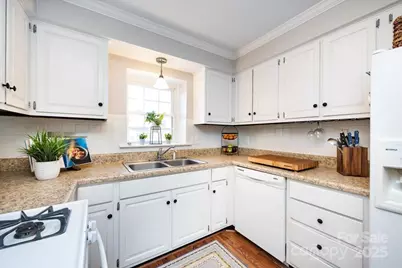 1708 Roxborough Road #H, Charlotte, NC 28211 - Photo 13