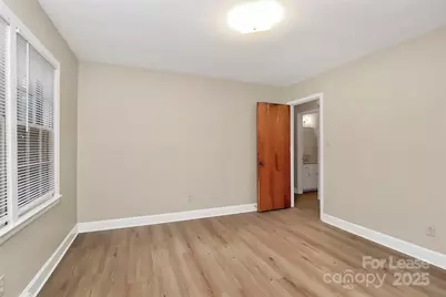 3728 Dresden Drive E, Charlotte, NC 28205 - Photo 15