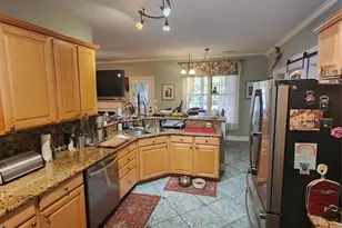 9438 Valley Rd, Charlotte, NC 28270 - Photo 3