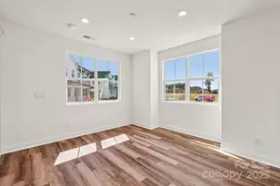 609 Mercury Dr, Tega Cay, SC 29708 - Photo 7