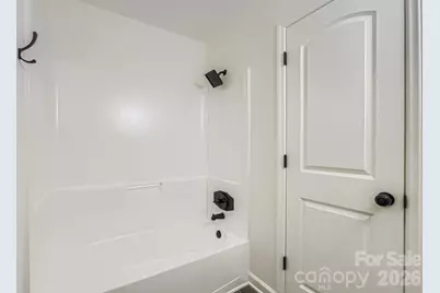 6104 Bridlewood Lane, Charlotte, NC 28215 - Photo 19