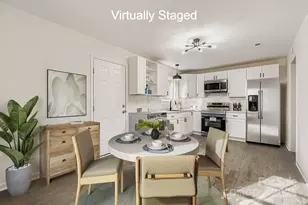 6104 Bridlewood Ln, Charlotte, NC 28215 - Photo 11