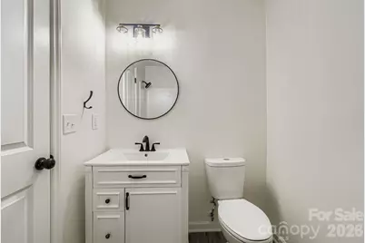 6104 Bridlewood Lane, Charlotte, NC 28215 - Photo 19
