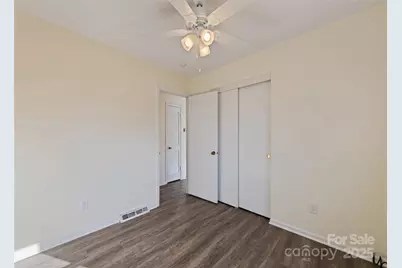 129 Willowbrook Road, Hendersonville, NC 28792 - Photo 19