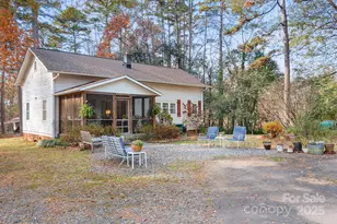2024 S Point Rd, Belmont, NC 28012 - Photo 19