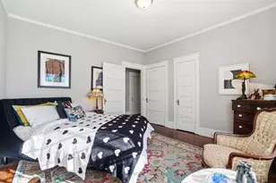 221 N Patterson St, Statesville, NC 28677 - Photo 17