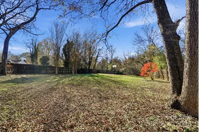 221 N Patterson Street, Statesville, NC 28677 - Photo 33