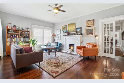 221 N Patterson Street, Statesville, NC 28677 - Photo 7