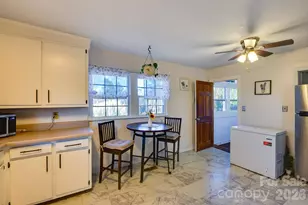 6362 Sherrills Ford Rd, Catawba, NC 28609 - Photo 9